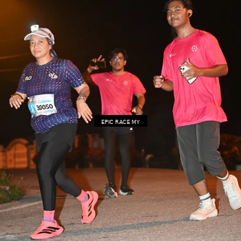 Runner Photo 8418021