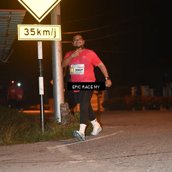 Runner Photo 8418022