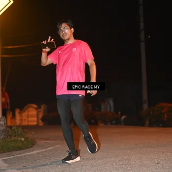 Runner Photo 8418024