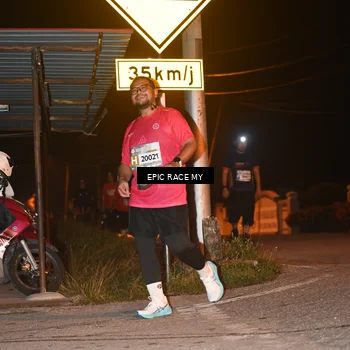 Runner Photo 8418034