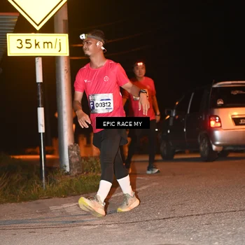 Runner Photo 8418042