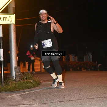 Runner Photo 8418056
