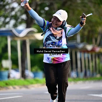 Runner Photo 8418141