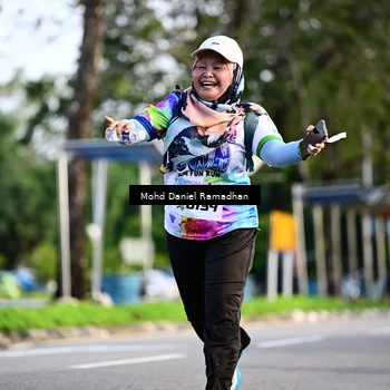 Runner Photo 8418144