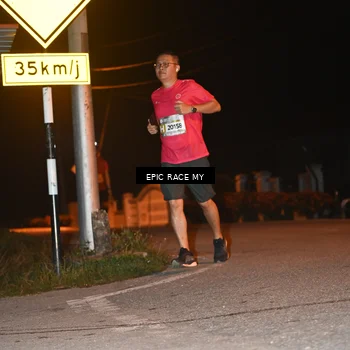 Runner Photo 8418149