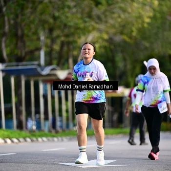 Runner Photo 8418162