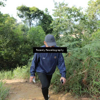 Runner Photo 8418225