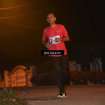 Runner Photo 8418236