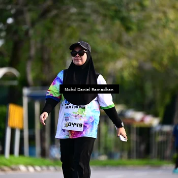 Runner Photo 8418270