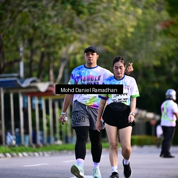Runner Photo 8418282
