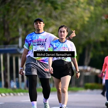 Runner Photo 8418306