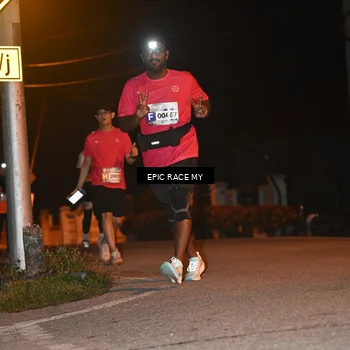 Runner Photo 8418329