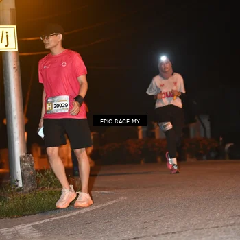 Runner Photo 8418345