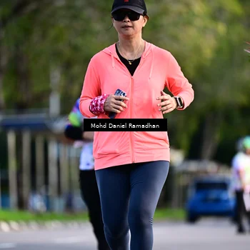Runner Photo 8418359