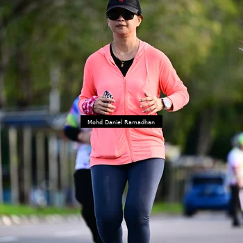 Runner Photo 8418367