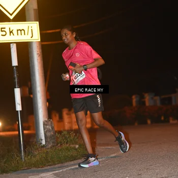 Runner Photo 8418371