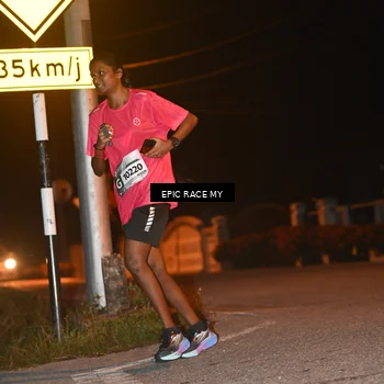 Runner Photo 8418372