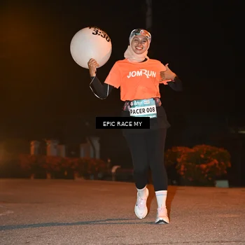 Runner Photo 8418381