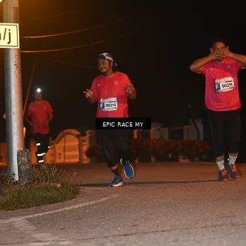 Runner Photo 8418400