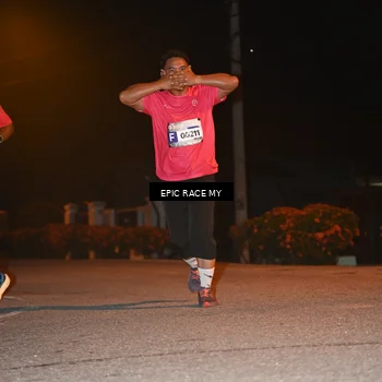 Runner Photo 8418402