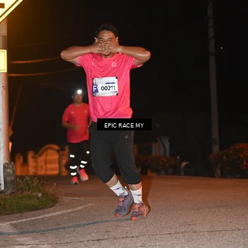 Runner Photo 8418415