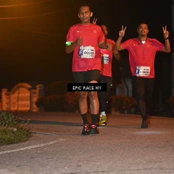 Runner Photo 8418442