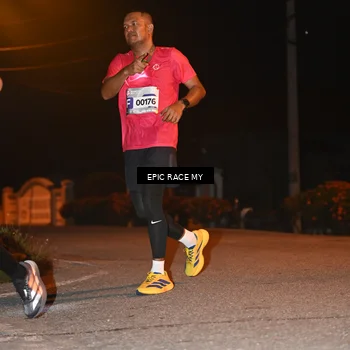 Runner Photo 8418457