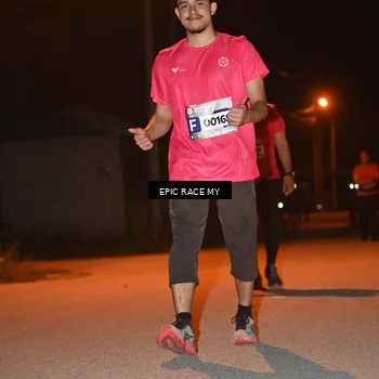 Runner Photo 8418476