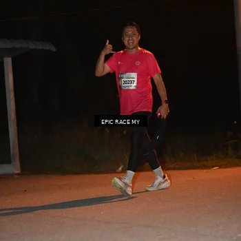 Runner Photo 8418541