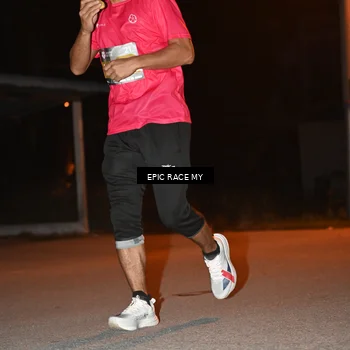 Runner Photo 8418581