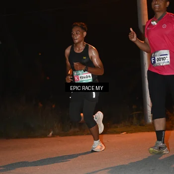 Runner Photo 8418635