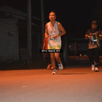 Runner Photo 8418641