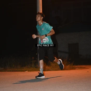 Runner Photo 8418666