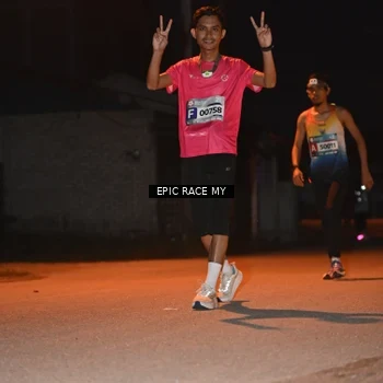 Runner Photo 8418667