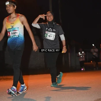 Runner Photo 8418673