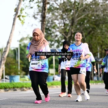 Runner Photo 8418691