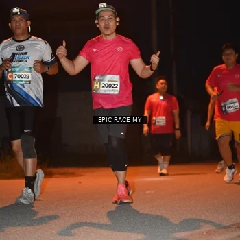 Runner Photo 8418708