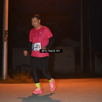 Runner Photo 8418715