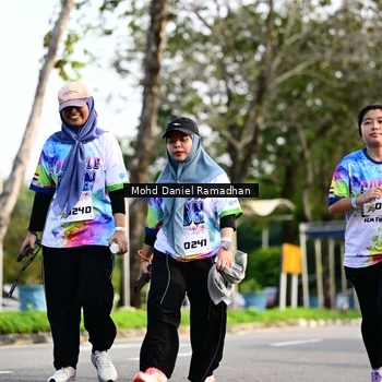 Runner Photo 8418727