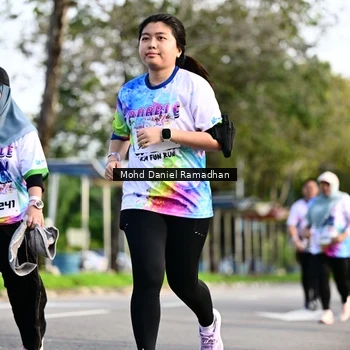 Runner Photo 8418732