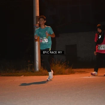 Runner Photo 8418735