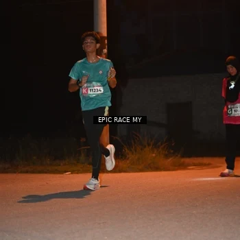 Runner Photo 8418738