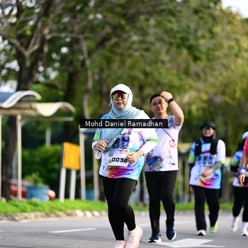 Runner Photo 8418746