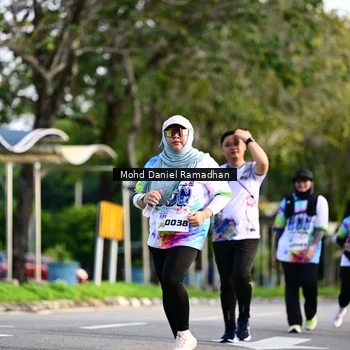 Runner Photo 8418750