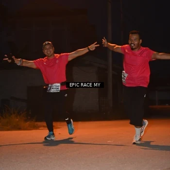 Runner Photo 8418753