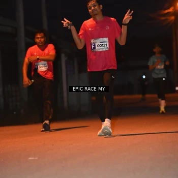 Runner Photo 8418763