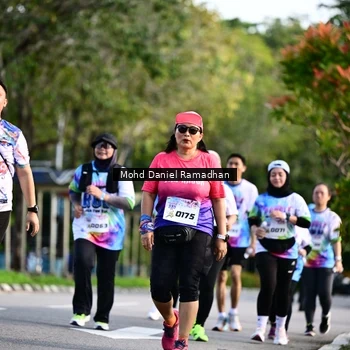 Runner Photo 8418764