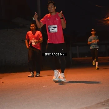Runner Photo 8418770