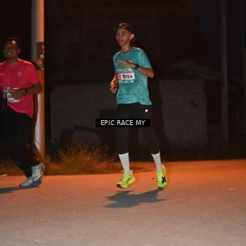 Runner Photo 8418774