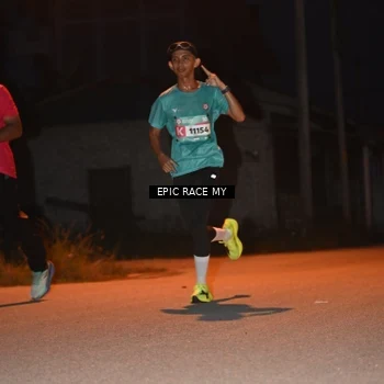 Runner Photo 8418775